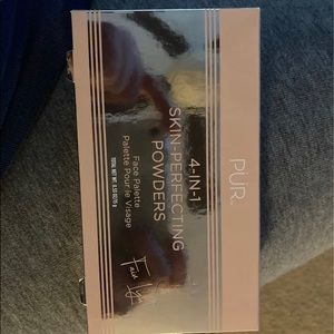 Pur 4 in 1 skin perfecting powder fair/light